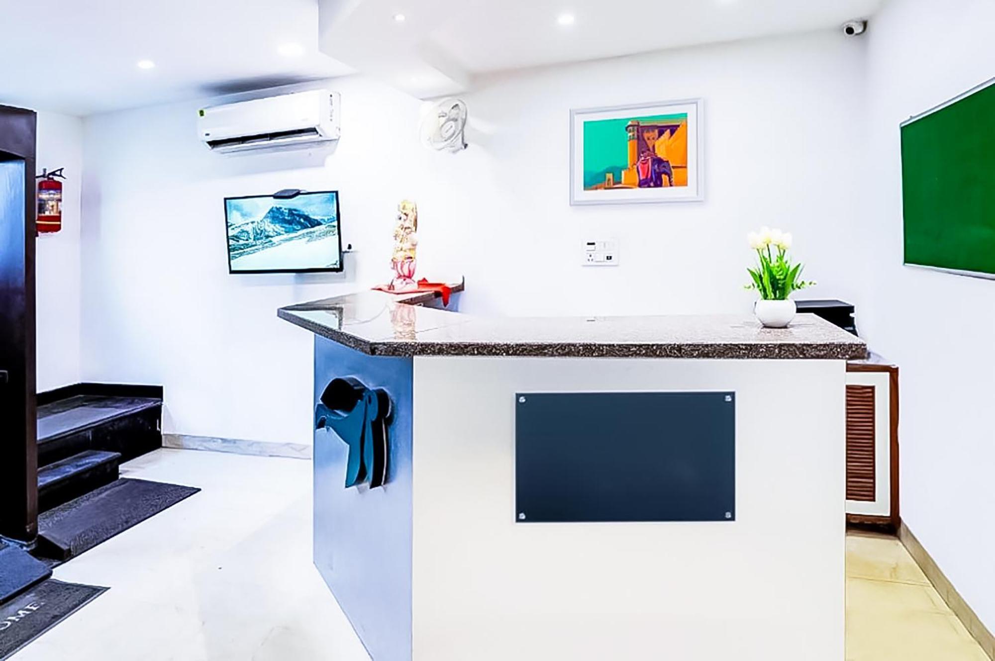 Family Rooms Inn - Shalimarbagh Nowe Delhi Zewnętrze zdjęcie